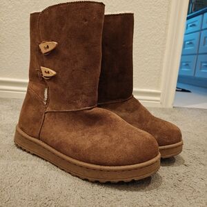 Brown Winter Boots